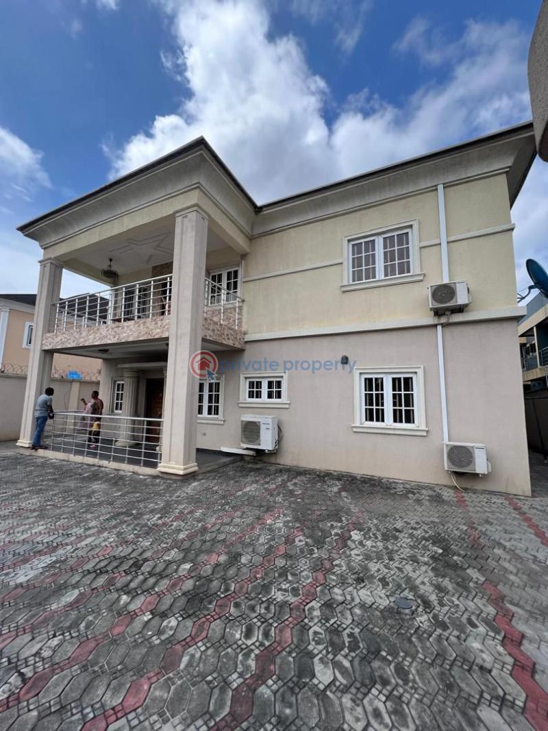 10 bedroom Flat & Apartment For Sale Badore Ajah Lagos - 0