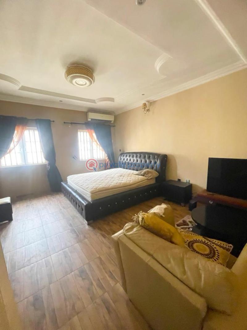 10 bedroom Flat & Apartment For Sale Ajah Lagos - 8