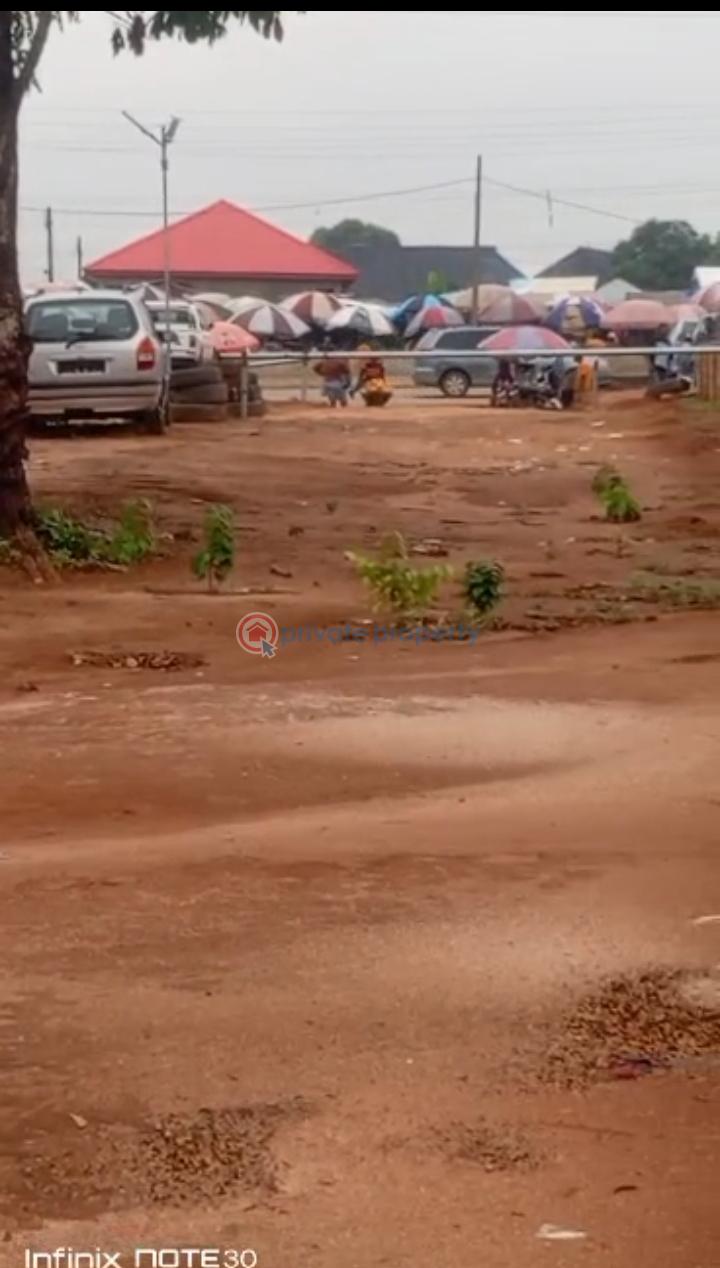 Mixed use Land For Sale Along Sapele Main Road Benin Edo