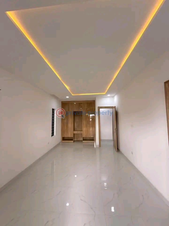 5 bedroom Terraced Duplex For Rent Magodo GRA Phase 2 Kosofe/Ikosi Lagos - 1