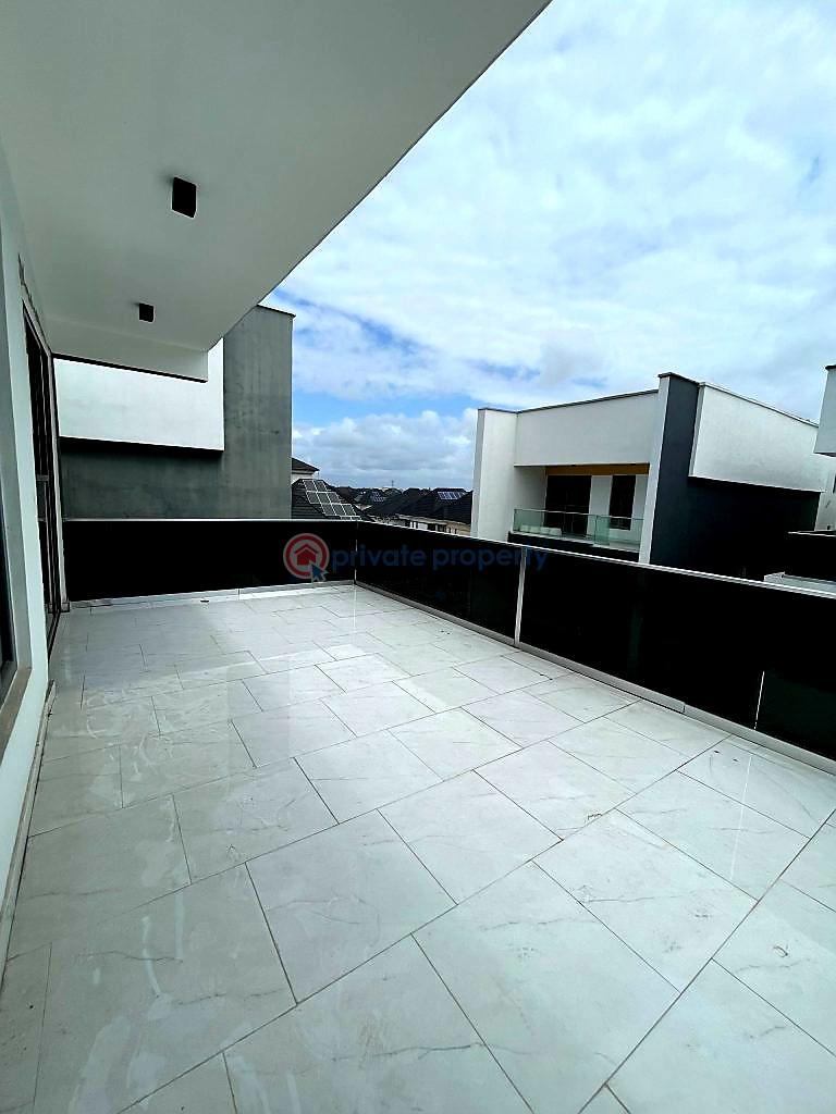 4 bedroom Detached Duplex For Sale Chevron Drive Lekki Lagos - 10