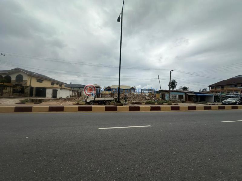1000sqm bareland - 1 Commercial Land For Sale Idiape, Opposite Sao Filling Station, Ibadan Oyo - 1