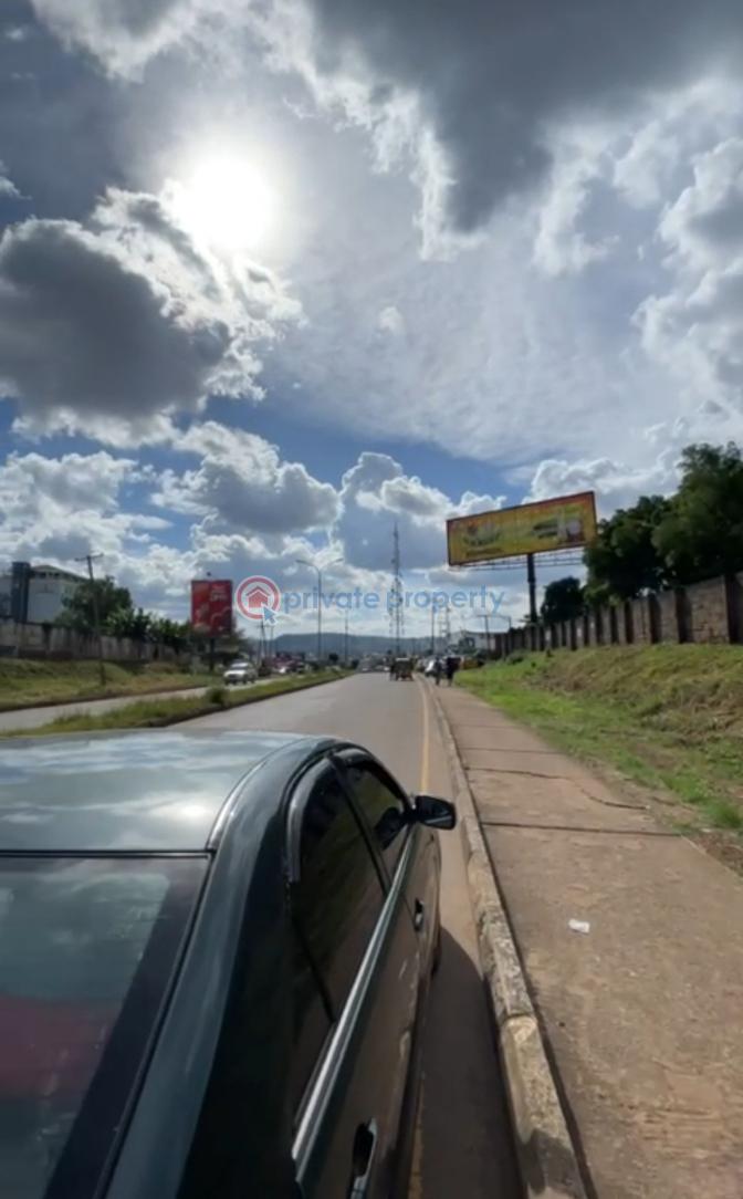 Land For Sale Presidential Road By Government House Enugu Area  - 1