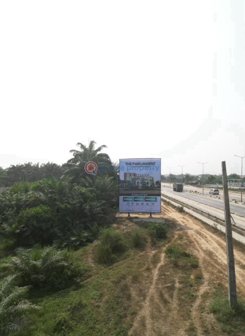 Mixed use Land For Sale Along Lekki Express Way Faing Lekki International Airport The Paliamemt Ibeju-Lekki Lagos - 0