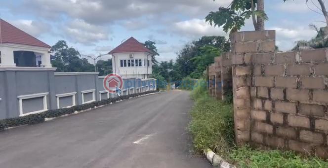 1000sqm on a juicy part of gra and on a tarred road - 3 Land For Sale Gra By Park Avenue Enugu Area  - 3