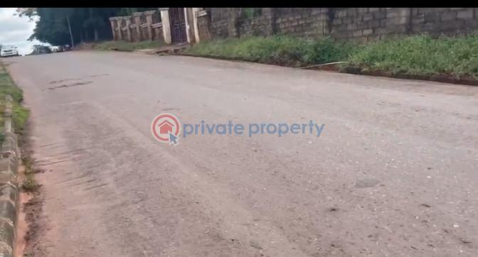 1000sqm on a juicy part of gra and on a tarred road - 2 Land For Sale Gra By Park Avenue Enugu Area  - 2