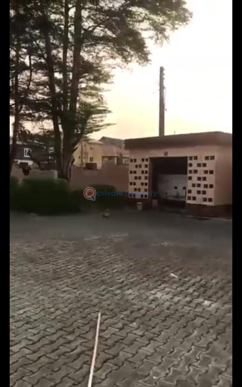 10 bedroom Detached Bungalow For Sale United Estate Sangotedo Ajah Lagos - 8