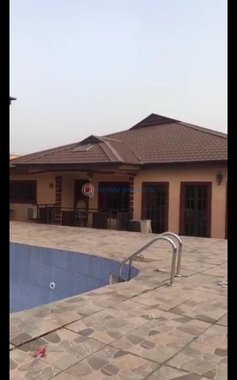 10 bedroom Detached Bungalow For Sale United Estate Sangotedo Ajah Lagos - 6