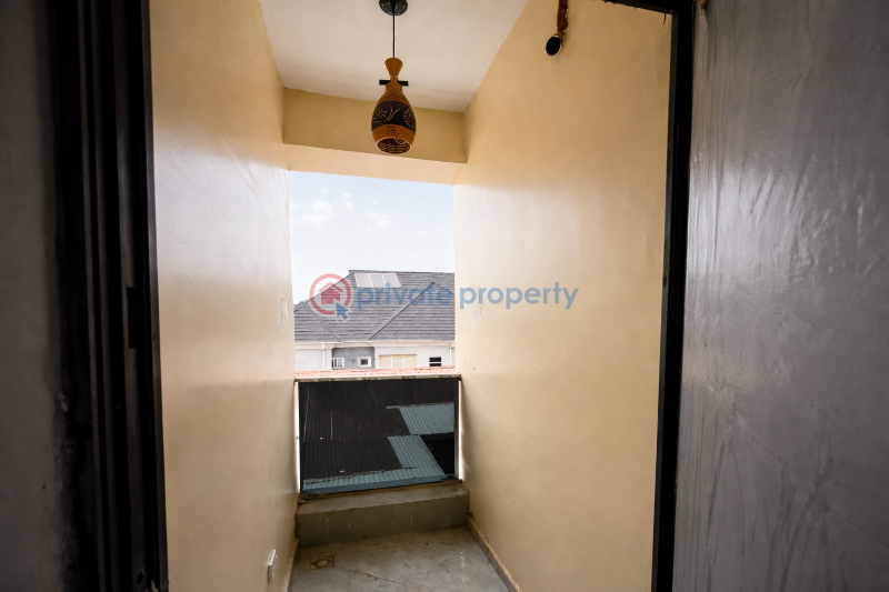 2 bedroom Shared Apartment For Sale Surulere Lagos - 4