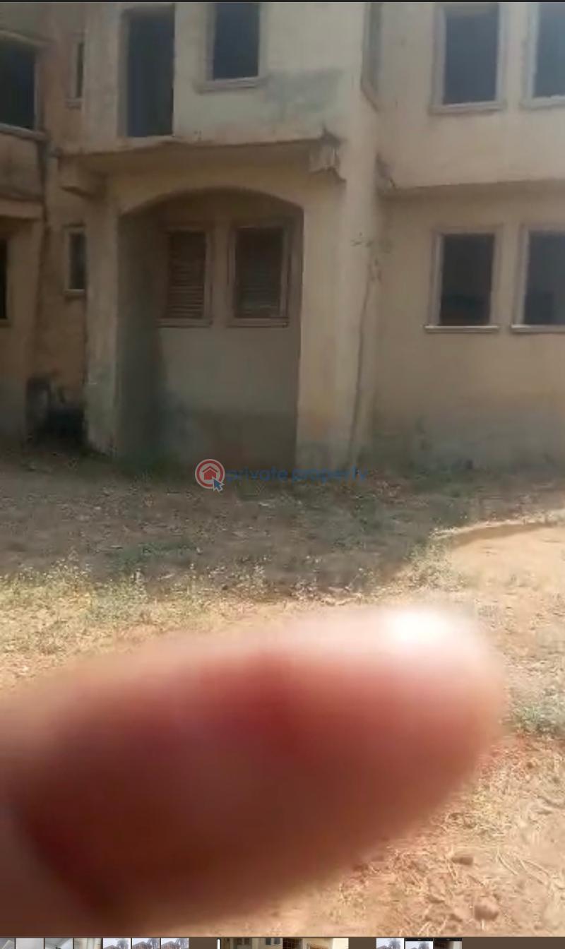 3 bedroom Block Of Flats For Sale Dawaki Abuja Phase 3  - 3