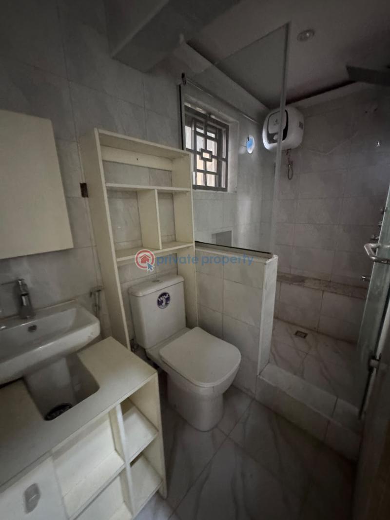 1 bedroom Block Of Flats For Sale Durumi Abuja Phase 2  - 6