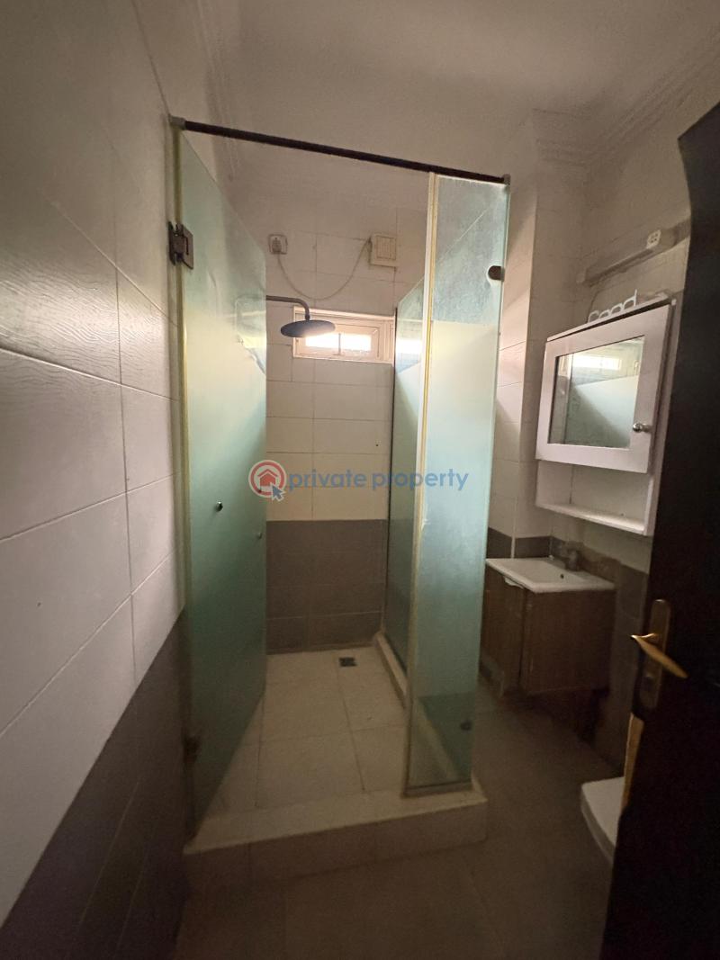 12 units of well maintained 3 bedroom apartment with a swimming pool & bq up - 3 3 bedroom Block Of Flats For Rent Victoria Island Lagos - 3