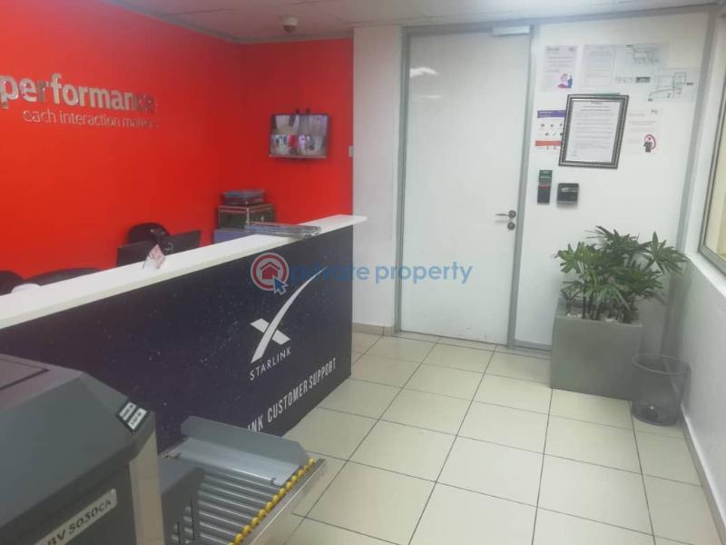120 sqm & 400 sqm office space with 24 hours power supply - 4 Office For Rent Victoria Island Lagos - 4