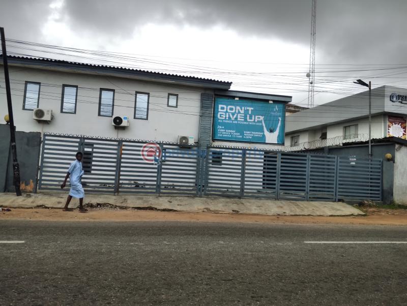 1,200sqm with a warehouse and a duplex - 2 10 bedroom Warehouse For Sale Adeniyi Jones Ikeja Lagos - 2