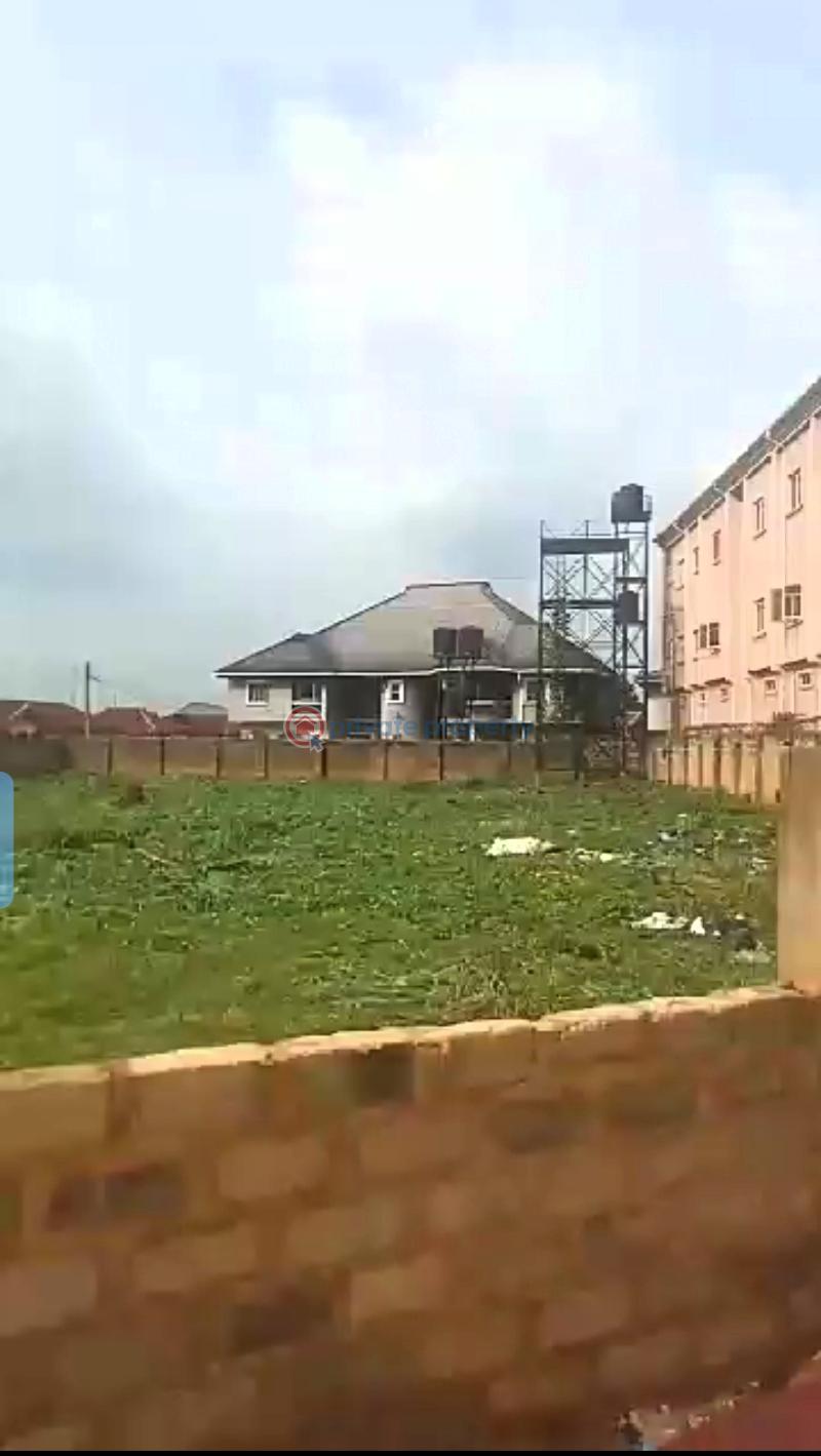 Mixed use Land For Sale Along Upper Mission Extention. Benin Edo - 0