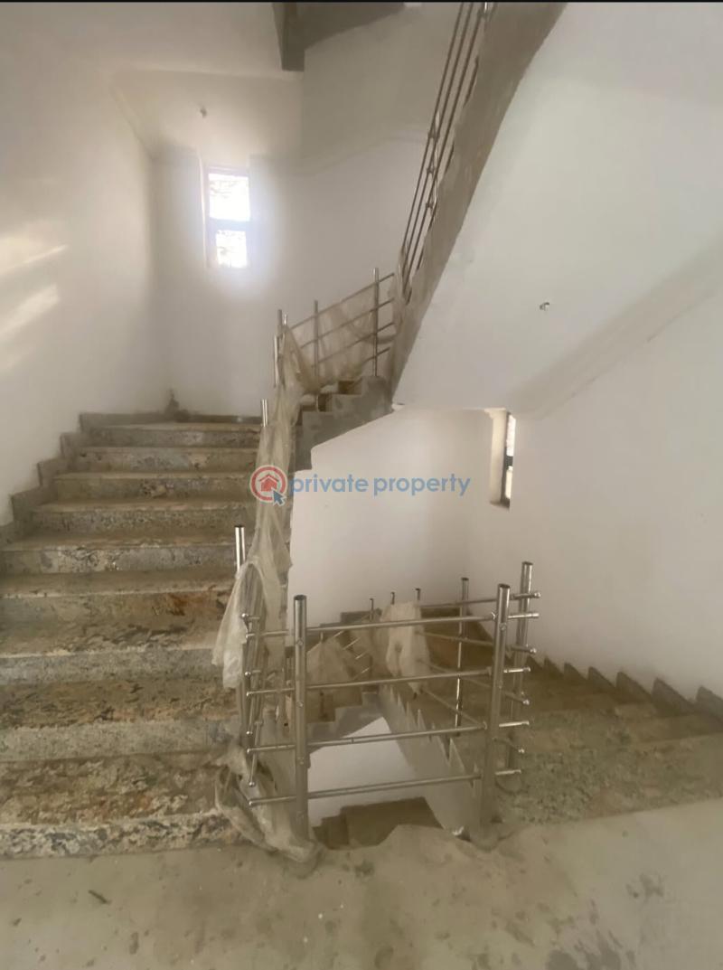 3 bedroom Flat & Apartment For Sale Phase 2 Ogudu GRA Lagos - 4