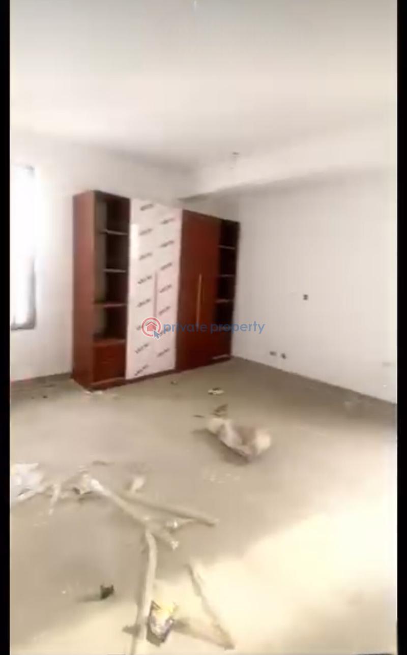 3 bedroom Flat & Apartment For Sale Phase 2 Ogudu GRA Lagos - 2