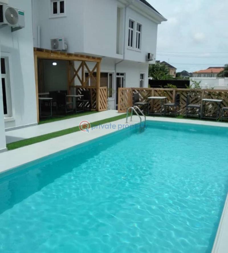 10 bedroom Commercial Property For Sale Off Rd 6,lekki Scheme 2,etiosa Lagos Lekki Phase 2 Lagos - 1