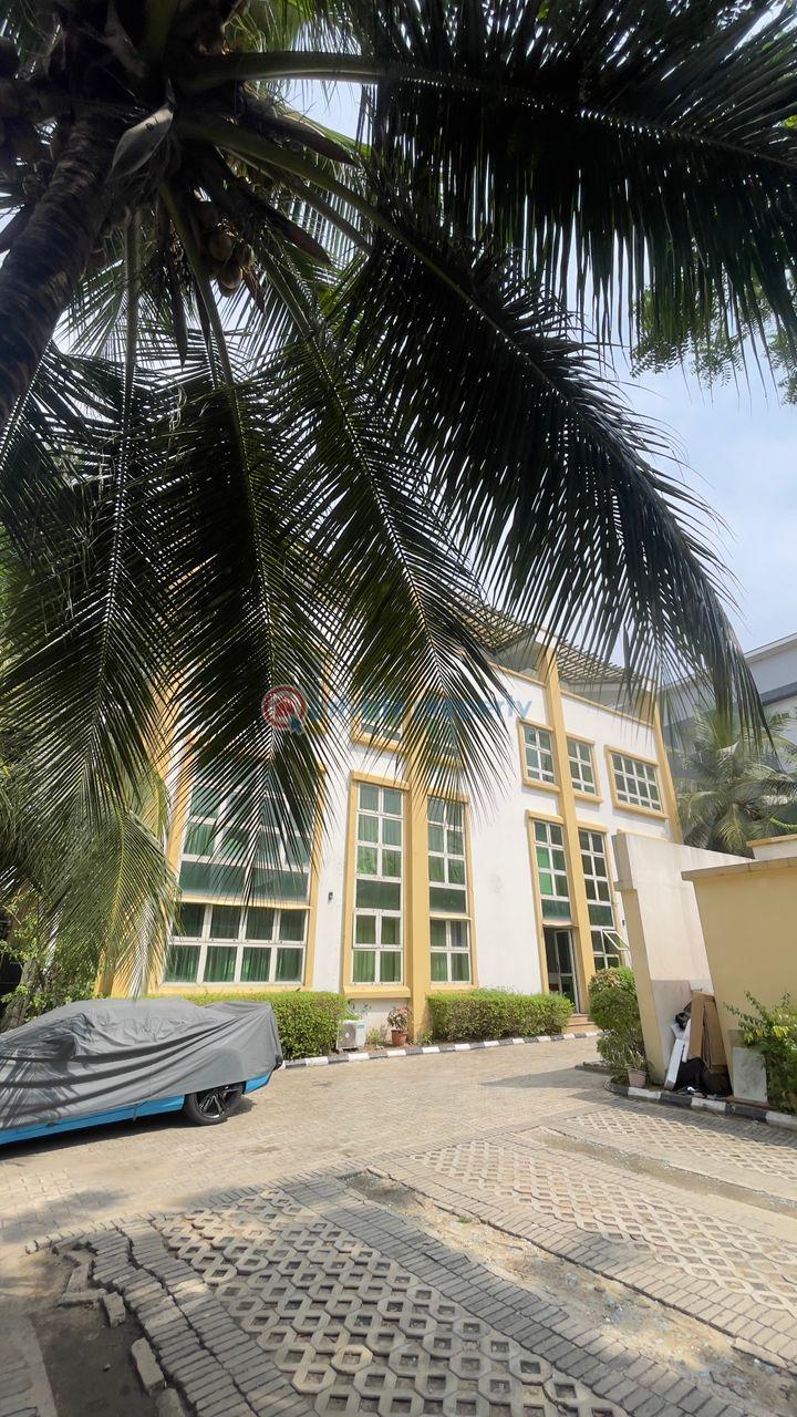 3 bedroom Block Of Flats For Sale Oniru Victoria Island Lagos - 0