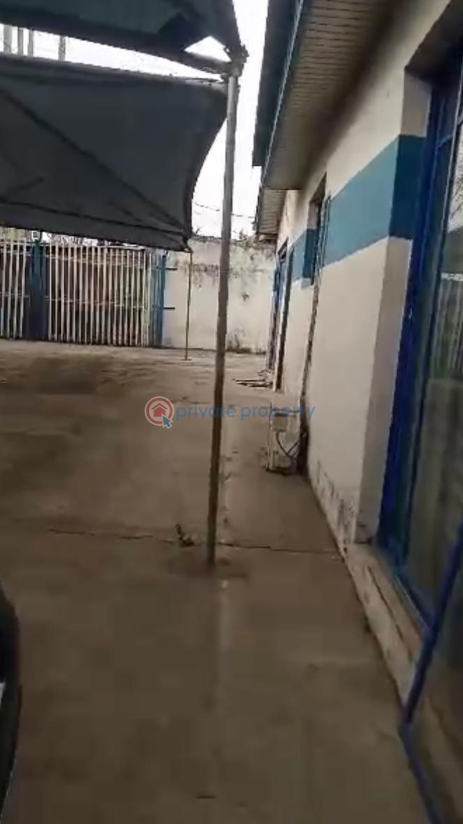 Land For Sale Directly On Ikorodu Road,maryland Maryland Lagos - 4