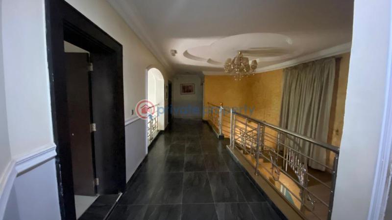 10 bedroom Duplex For Sale Kado Abuja Phase 2  - 19