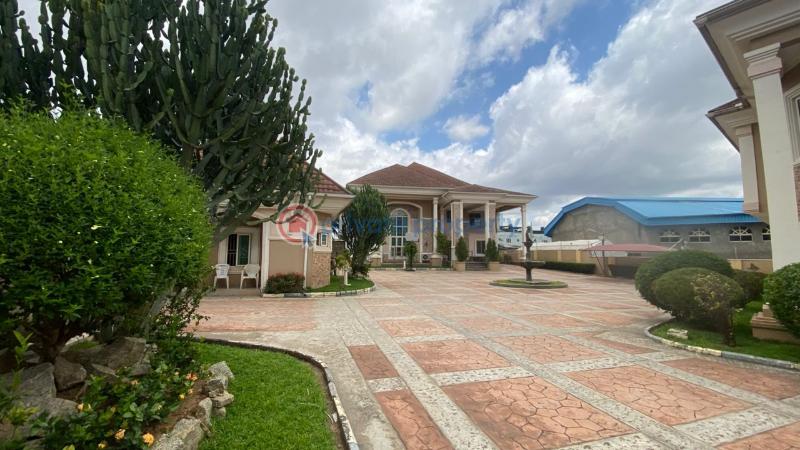 10 bedroom Duplex For Sale Kado Abuja Phase 2  - 5