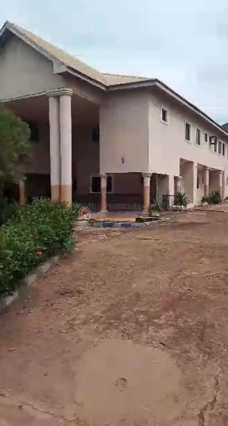 14 bedroom duplex with bq and pool for commercial - 1 10 bedroom Detached Duplex For Rent Independence Layout Enugu Area  - 1