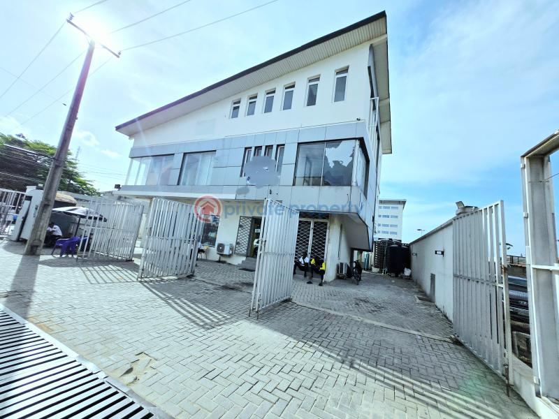 3 bedroom Shop For Rent Lekki Phase 1 Lagos - 0