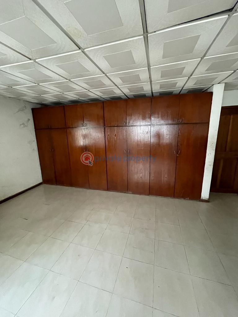 10 bedroom Detached Duplex For Sale Awuse Opebi Ikeja Lagos - 4