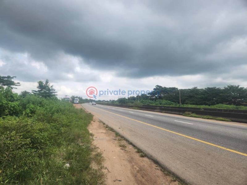 Industrial Land For Sale Lagos/ Ibadan Expressway Ibadan Oyo - 5