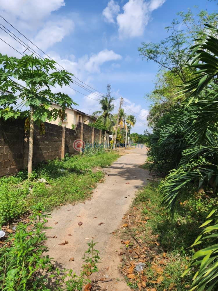 Mixed use Land For Sale Idishin Ibadan Oyo - 5