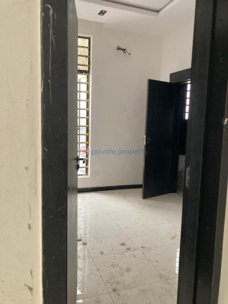 4 bedroom Semi detached Duplex For Sale Ilasan Lekki Lagos - 25