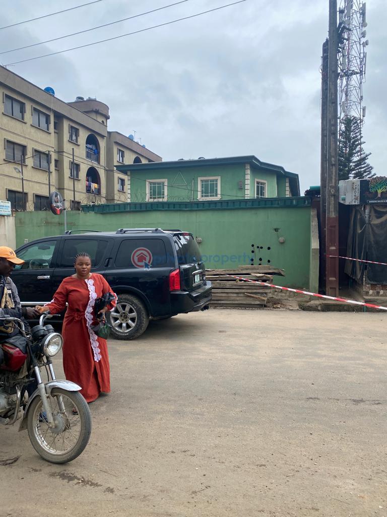 Hotel For Sale Mafoluku Road Mafoluku Oshodi Lagos - 1