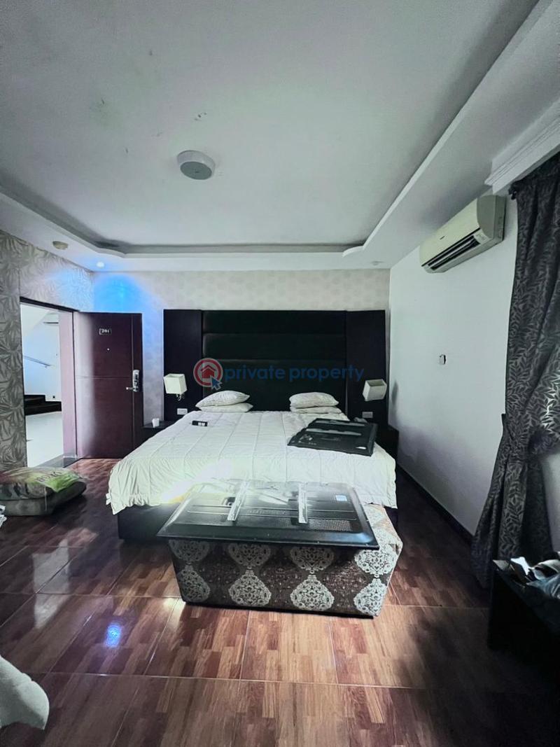 10 bedroom Hotel For Rent Lekki Phase 1 Lagos - 11