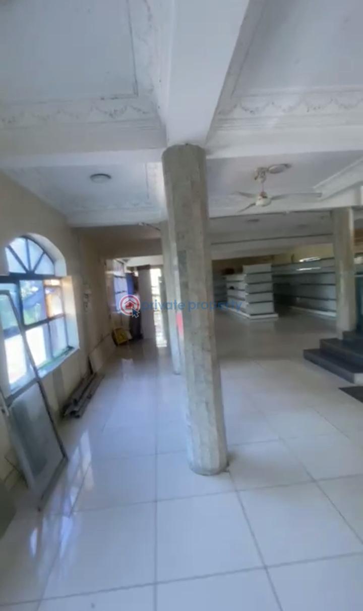 1 bedroom Shop For Rent Main Maitama Abuja Phase 1  - 6