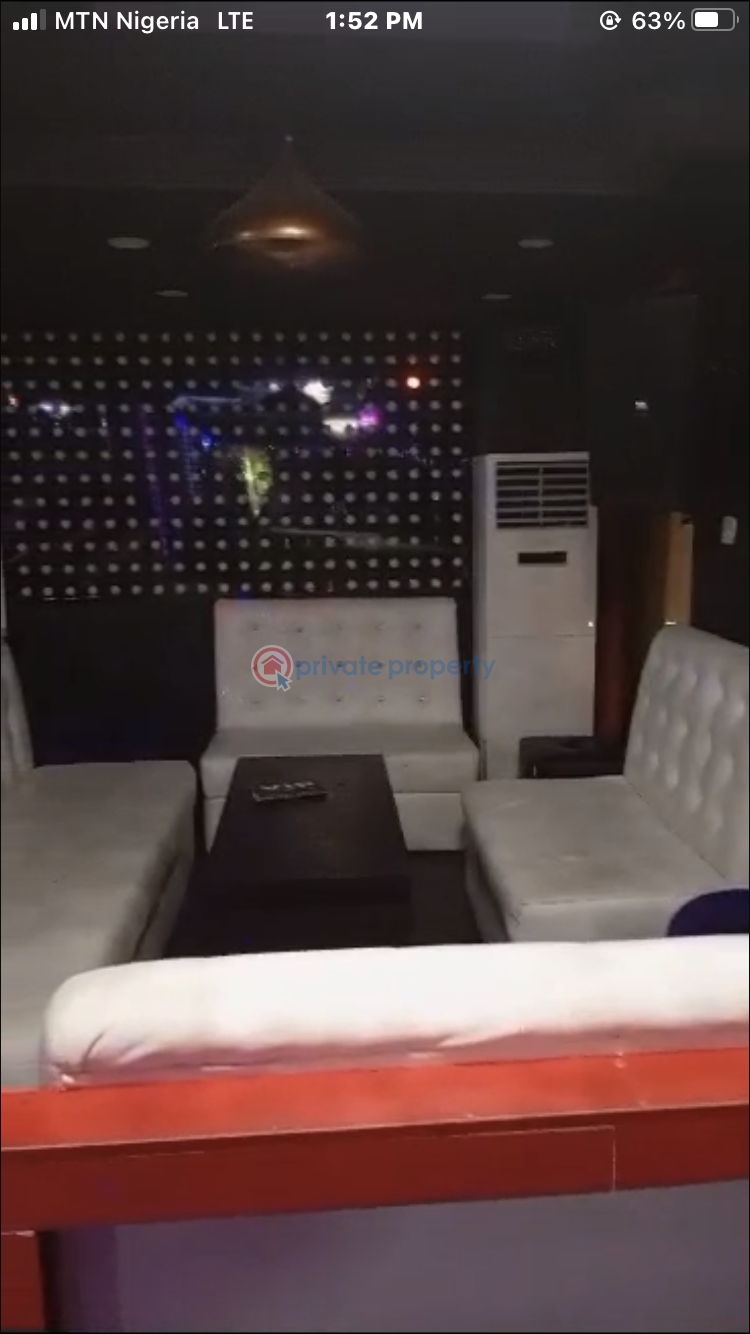 10 bedroom Hotel For Rent Opebi Ikeja Lagos - 9