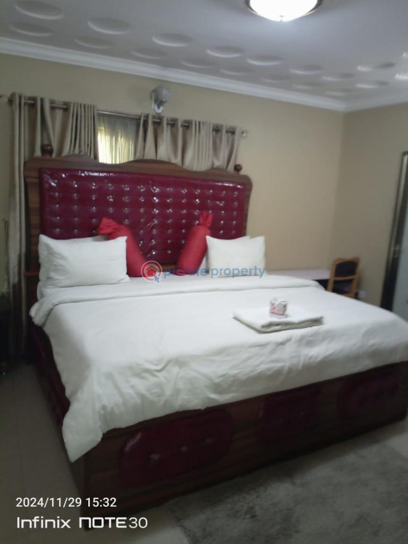10 bedroom Hotel For Rent Opebi Ikeja Lagos - 24