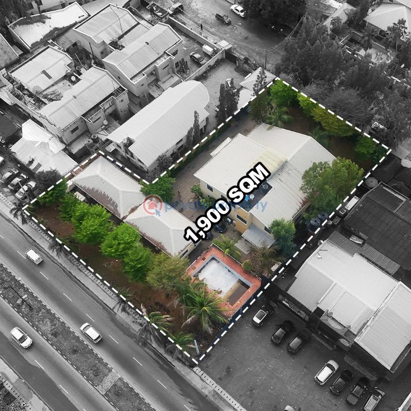 1900 sqm of land (with structure on it) - 3 Mixed use Land For Sale Lekki Phase 1 Lagos - 3