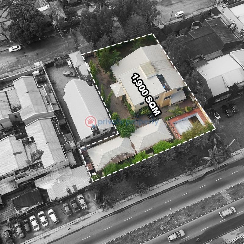 1900 sqm of land (with structure on it) - 1 Mixed use Land For Sale Lekki Phase 1 Lagos - 1