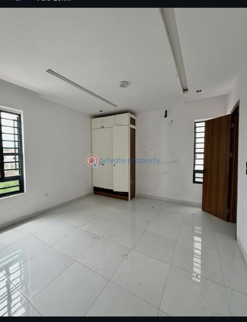 2 bedroom Block Of Flats For Sale Victoria Garden City Lekki Lagos - 6