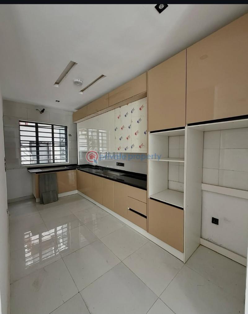 2 bedroom Block Of Flats For Sale Victoria Garden City Lekki Lagos - 2