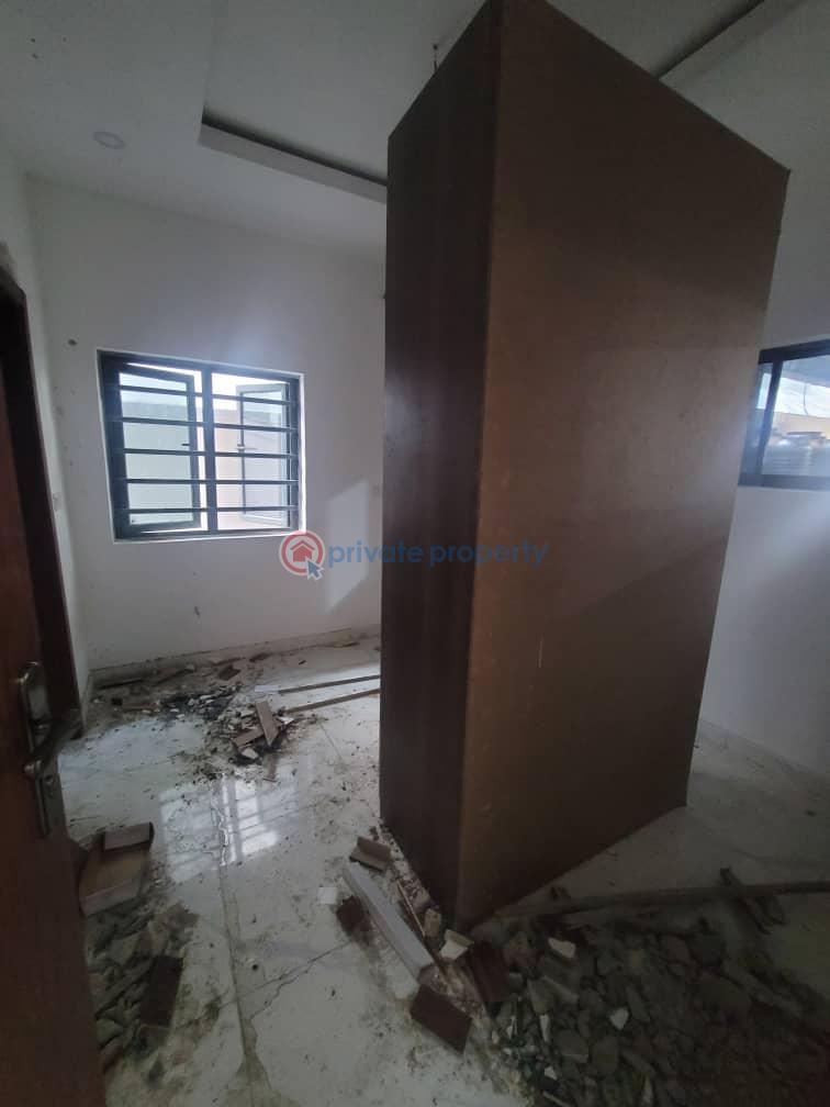 1 bedroom Block Of Flats For Rent Lekki Phase 1 Lagos - 3