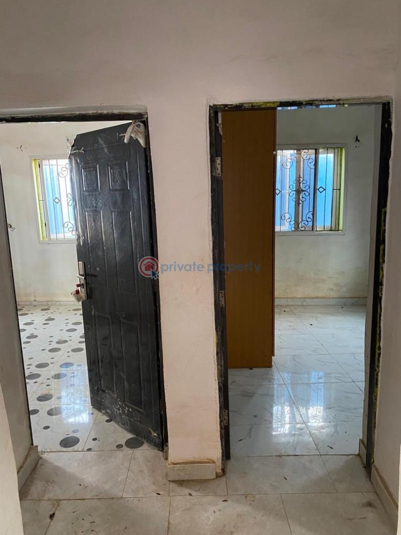 1 bedroom Mini Flat For Rent Egbeda Egbe/Idimu Lagos - 3