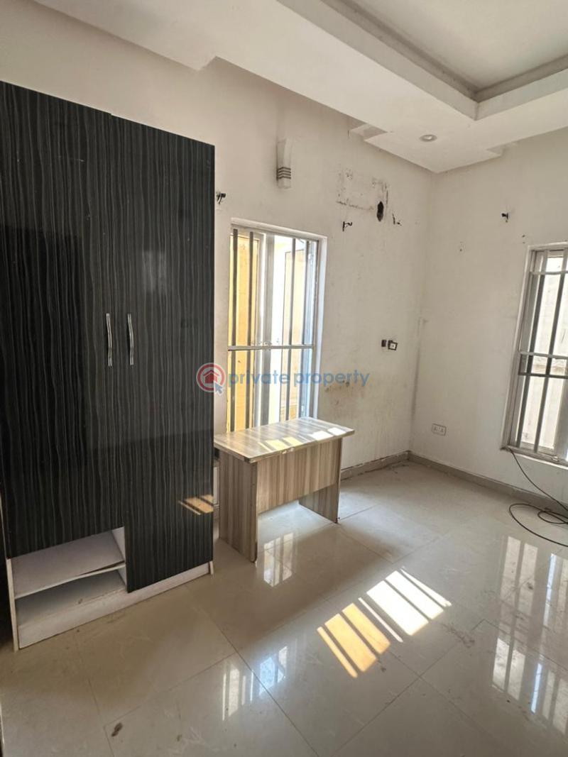 1room studio apartment for rent - 3 1 bedroom Shared Apartment For Rent Chevron Drive Lekki Lagos - 3