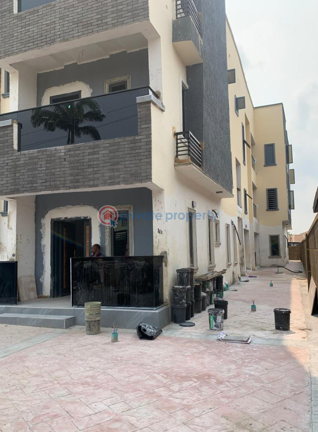 3 bedroom Block Of Flats For Sale Gbagada Central Gbagada Lagos