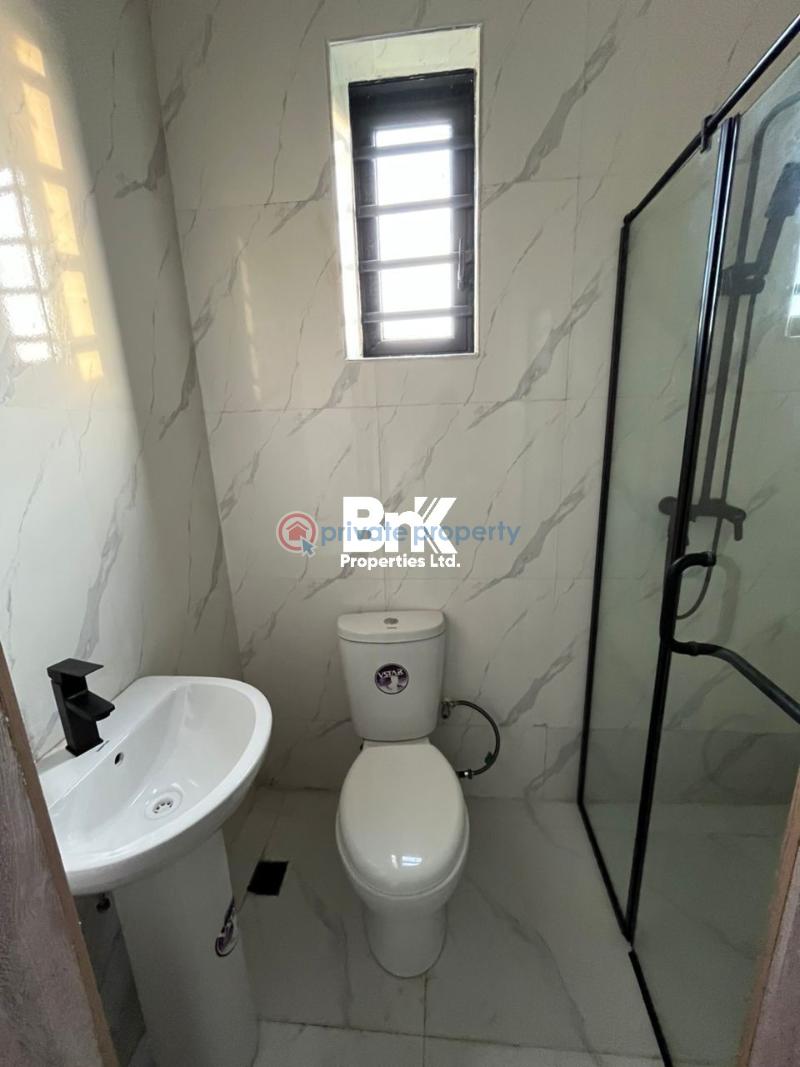 4 bedroom Terraced Duplex For Sale Lekki County Road Lekki Expressway Lagos - 14