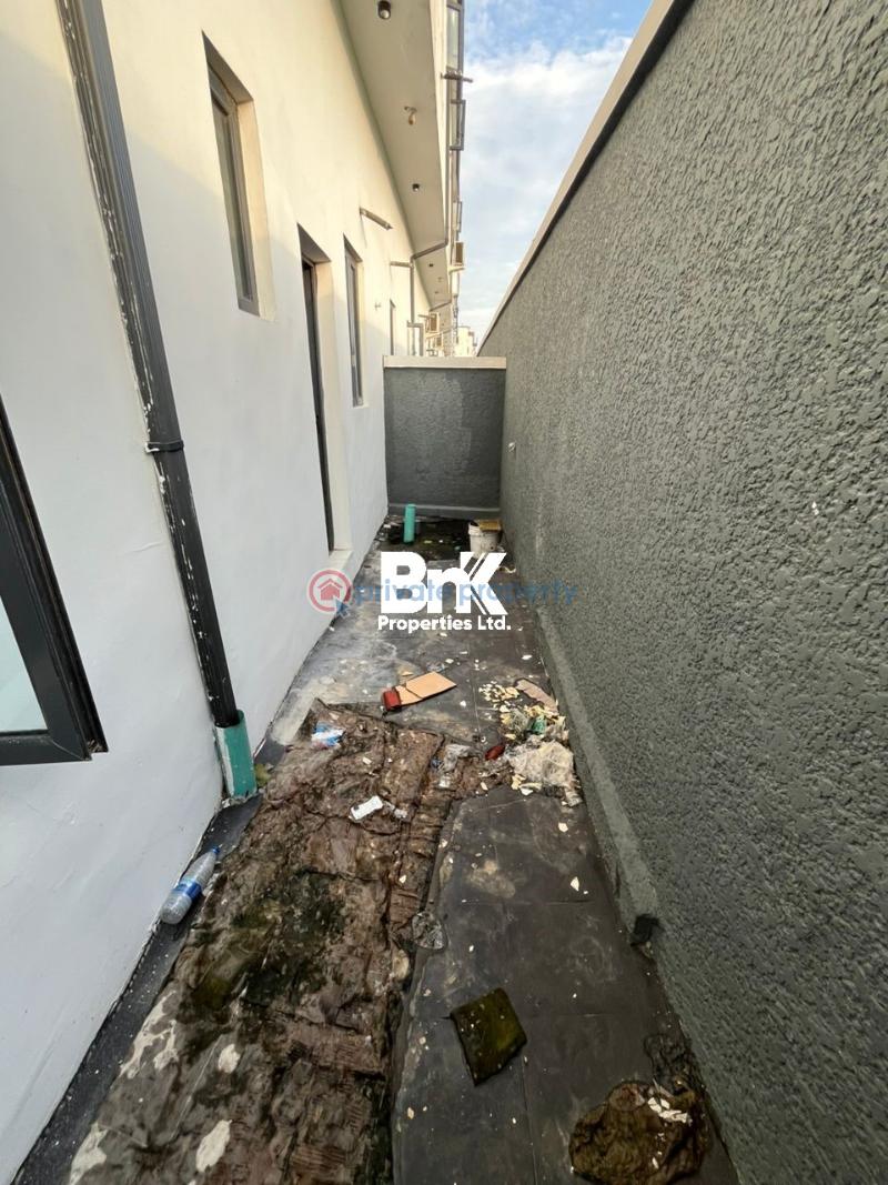 4 bedroom Terraced Duplex For Sale Lekki County Road Lekki Expressway Lagos - 6