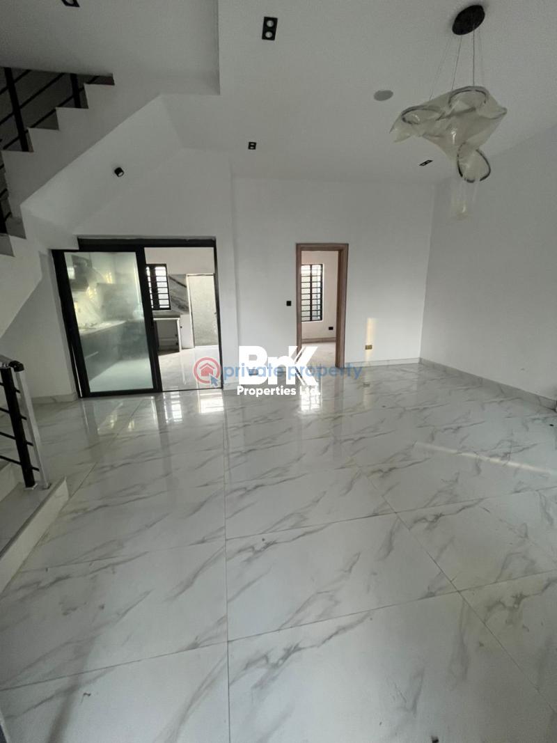 4 bedroom Terraced Duplex For Sale Lekki County Road Lekki Expressway Lagos - 3