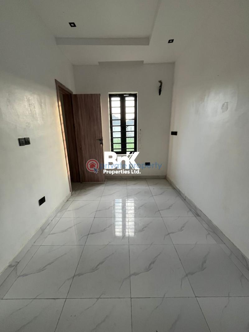4 bedroom Terraced Duplex For Sale Lekki County Road Lekki Expressway Lagos - 18