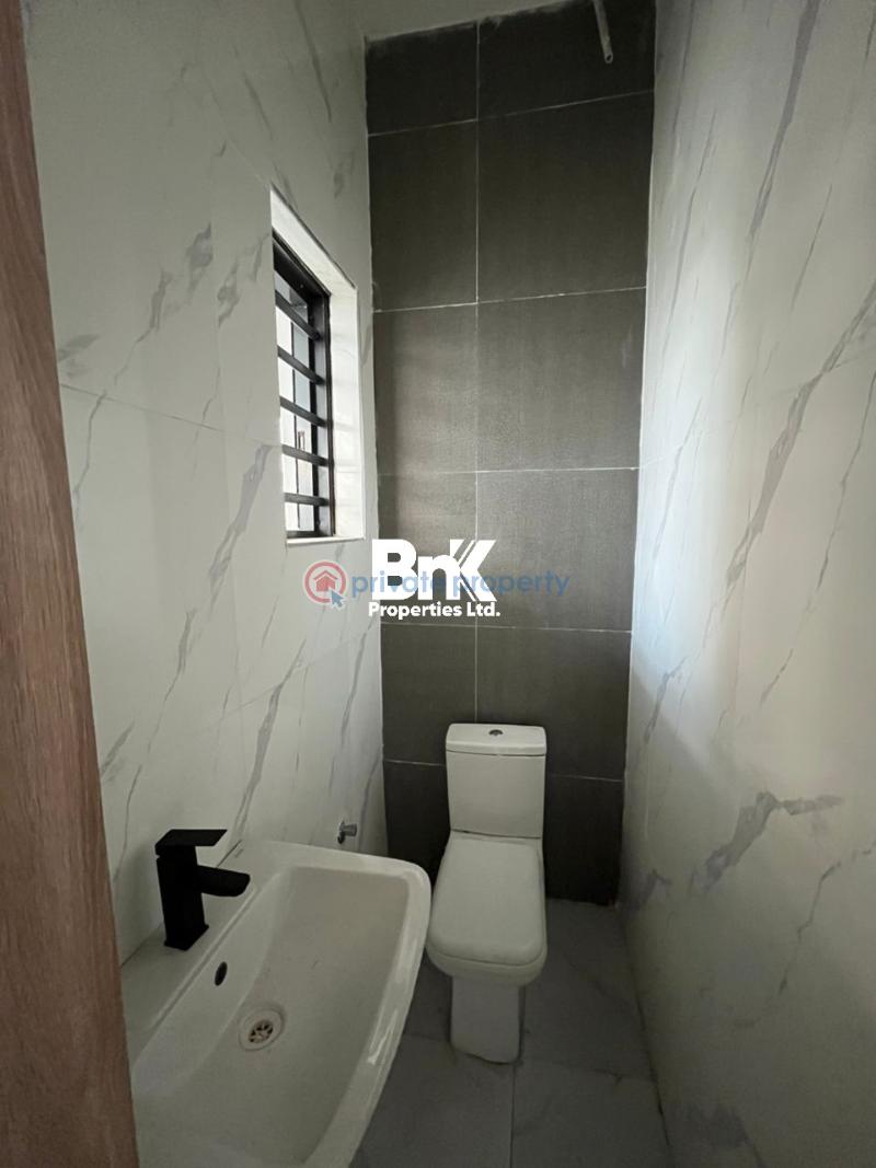 4 bedroom Terraced Duplex For Sale Lekki County Road Lekki Expressway Lagos - 9